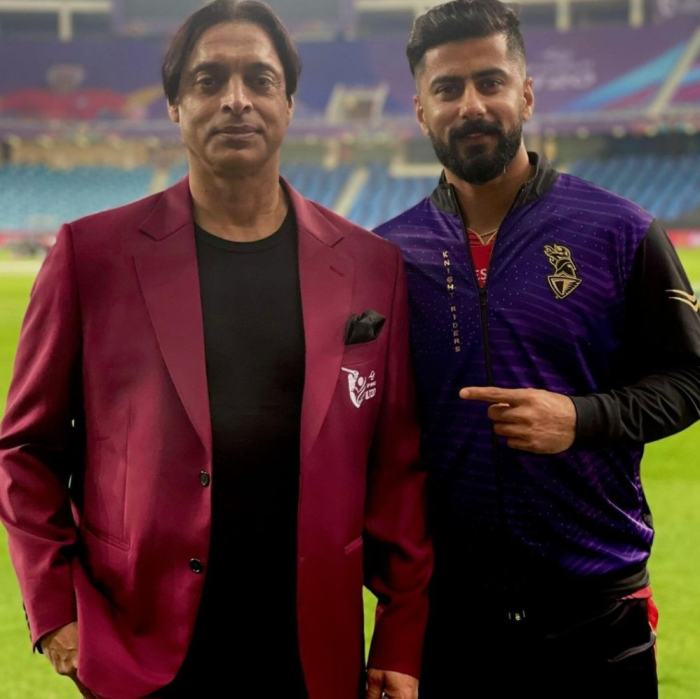 Ali Khan With Pakistan Fast Bowler Shoaib Akhtar